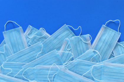 Κικίλιας: Νέο σποτ με οδηγίες για τη σωστή χρήση της μάσκας