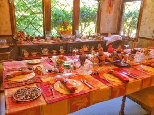 φούσκωμα των εορτών χριστουγεννιάτικο τραπέζι