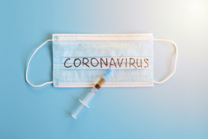 ΕΚΠΑ: 170 υποψήφια εμβόλια προς αξιολόγηση – 7 στη φάση 3