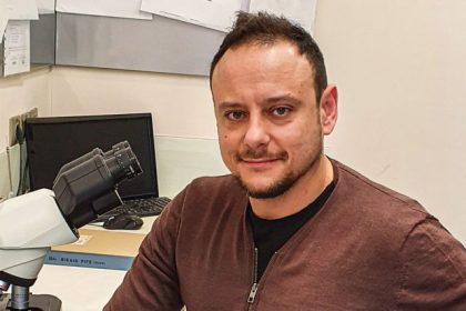 Γκ. Μαγιορκίνης: Παιδιά, έφηβοι και υγιείς στο στόχαστρο της πανδημίας