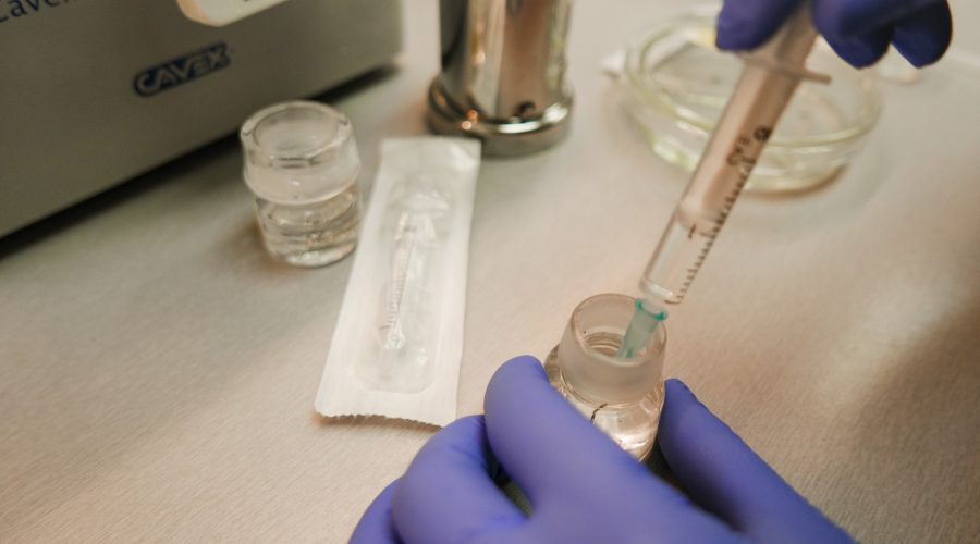 εμβόλιο εγκεκριμενο από την κομισιον