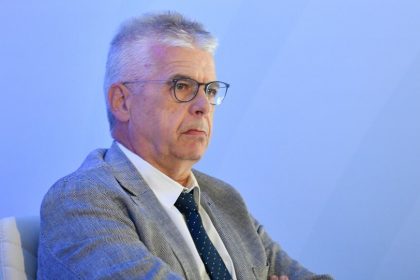 Γώγος σενάρια εξέλιξης πανδημίας