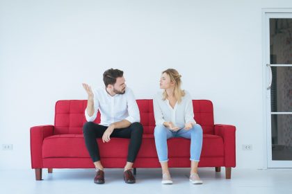 λάθος σύντροφος