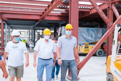 «Σωτηρία»: Επίσκεψη Κικίλια -Τέλη Σεπτεμβρίου οι 50 νέες κλίνες ΜΕΘ