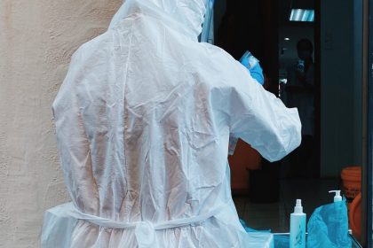 exetasi test covid19