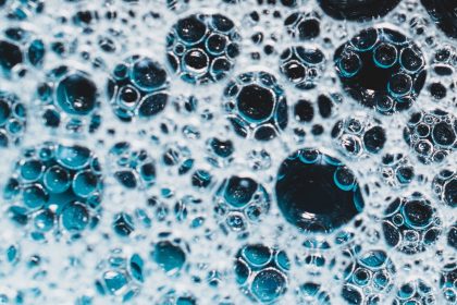 Covid-19: Ανησυχητική η μετάλλαξη που «ξεφεύγει» από τα αντισώματα