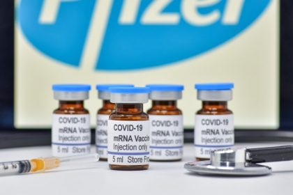 Covid-19: Αύριο οι πρώτες δόσεις του εμβολίου στη Βρετανία