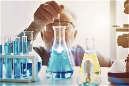 πειραματικό φάρμακο στο εργαστήριο