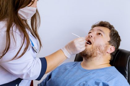 Covid-19: Πότε το μοριακό τεστ βγαίνει ψευδώς αρνητικό