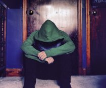 αυτοκαταστροφικές τάσεις