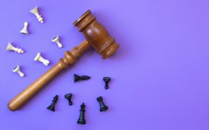 κοινωνικός ρατσισμός μαύρα και λευκά πιόνια σκάκι