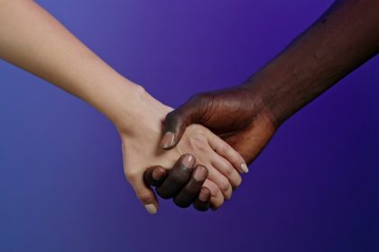 Κοινωνικός ρατσισμός και ψυχολογία