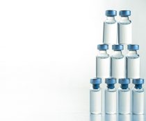 Μπουκαλάκια εμβολίου covid-19