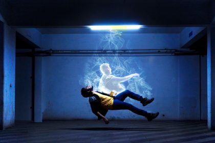 Άνδρας βγαίνει από το σώμα του και πραγματοποιεί αστρικό ταξίδι