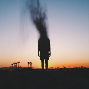 deja vu άνδρας με εξανεμίζεται στο ηλιοβασίλεμα