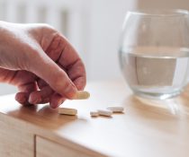 παρενέργειες αντικαταθλιπτικών χάπια με νερό