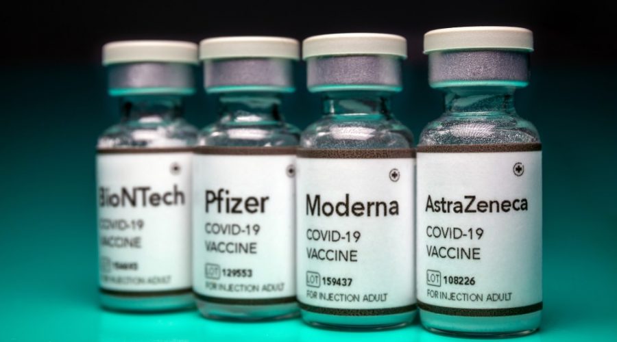 Π.Ο.Υ. AstraZeneca εμβόλια
