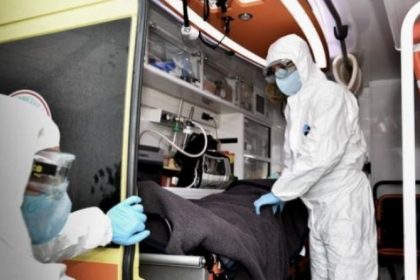 ΙΕΚ ΕΚΑΒ Ασθενοφόρο εποχή Covid-19