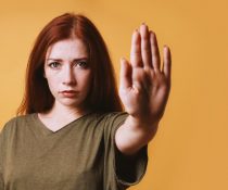 απόρριψη γυναίκα απορρίπτει