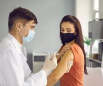 πλατφόρμα εμβολιασμού άνω των 30 ετών
