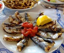 σαρδελες γιαυγιεινή διατροφή στην ικαρία που συμβάλλει στην μακροζωία