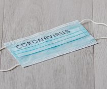 covid-19 καρδιακή ανεπάρκεια μάσκα