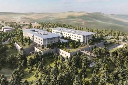 Πέτσας: Δρομολογούνται τα έργα για το παιδιατρικό νοσοκομείο στο Φίλυρο