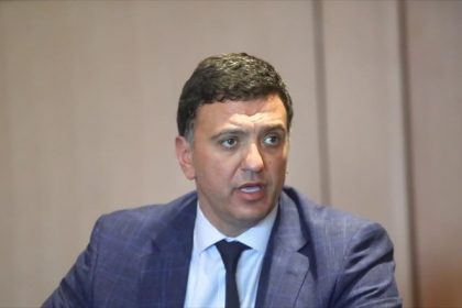 Βασίλης Κικίλιας εμβολιασμοί