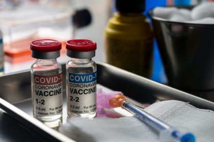 Pfizer VS AstraZeneca