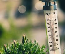 μέτρα προστασίας για τον καύσωνα θερμόμετρο