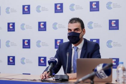 Εμβολιασμός: Ανοίγει σήμερα η  πλατφόρμα για τους 18-24