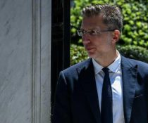 Σκέρτσος εμβολιασμοί
