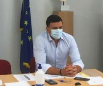 Κικίλιας Οι νέοι να εμβολιαστούν