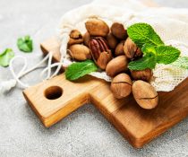 Ο Ψευδάργυρος υπάρχει στα πεκάν και στους ξηρούς καρπούς σε υψηλή ποσότητα