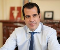 Πλεύρης για μετανάστες - εμβόλιο