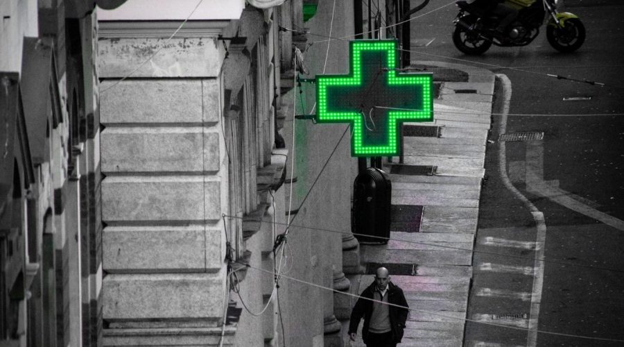 Το αντιγριπικό εμβόλιο βρίσκεται ήδη στα φαρμακεία και σήμερα ξεκινά η συνταγογράφηση.
