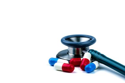 Πώς συγκρίνεται το χάπι της Merck για τον Covid-19 με αυτό της Pfizer;