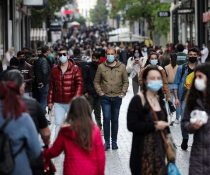 Νέα μέτρα σε ανεμβολίαστους - όχι σε εμβολιασμένους