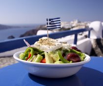 σαλάτα διαίτης χωριάτικη σαλάτα