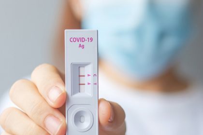 Κορονοϊός και επαναμολύνσεις