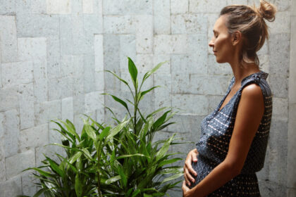 Έγκυoς και καπνός από πυρκαγιές